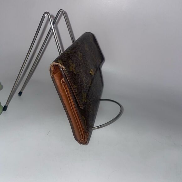 Authentic Louis Vuitton Monogram Tresor Etui Trifold Wallet - Picture 4 of 16